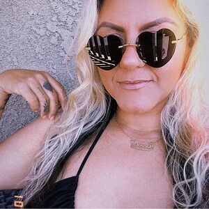 Heart Shaped Women’s Sunglasses